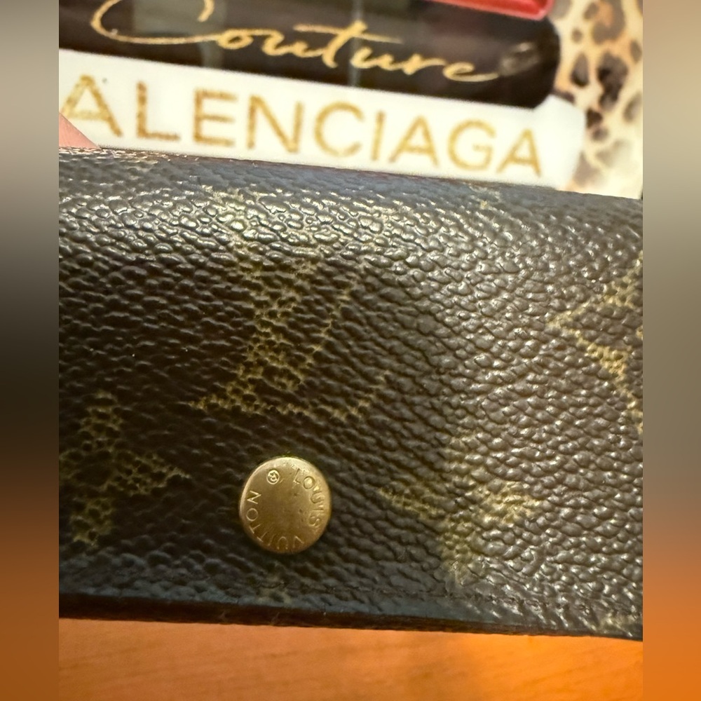 Louis Vuitton Brown Monogram Canvas Key/Wallet - Picture 7 of 10